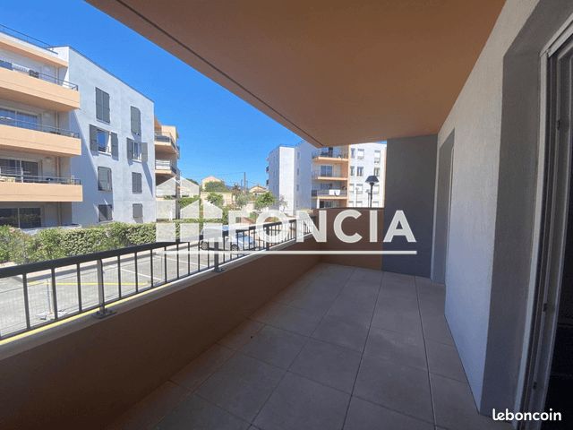 Appartement 3 pièces 62 m² · à Fréjus · 62 m² · 890 €/mois