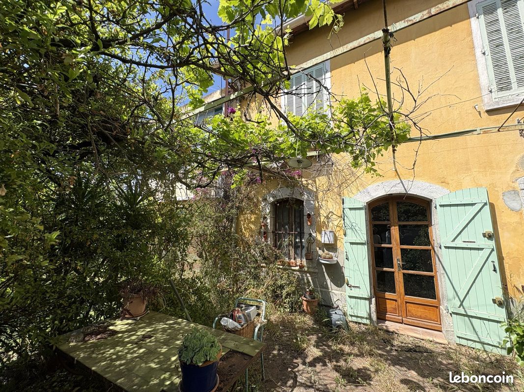 Maison 5 pièces 160 m² · à Toulon · 160 m² · 649 000 €