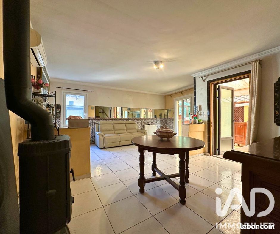 Maison 5 pièces 200 m² · à Avignon · 200 m² · 266 000 €