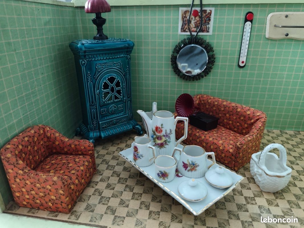 Accessoires anciens miniatures poupées (image 1)