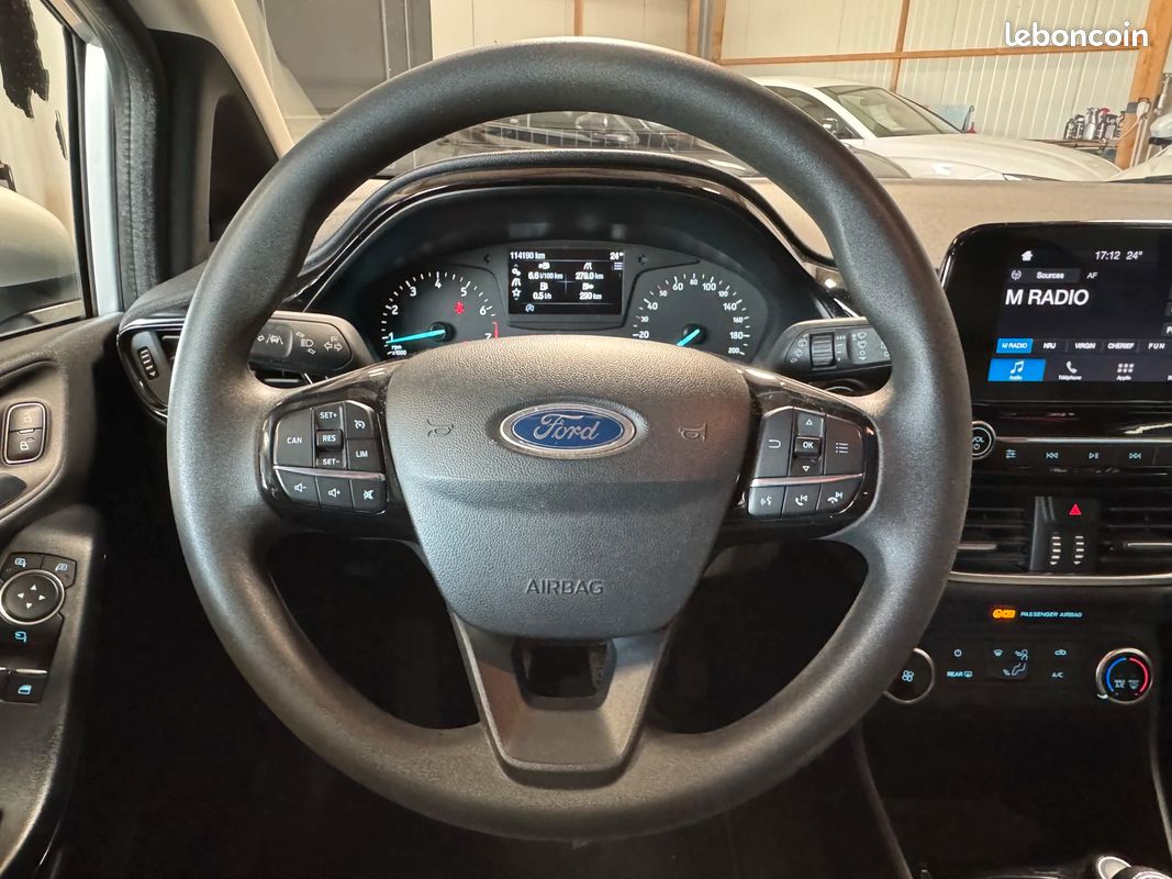 Ford FIESTA 1.0 ECOBOOST 100CH TREND 5P - APPLE CARPLAY / ATTELAGE / RADARS DE RECUL (image 25)