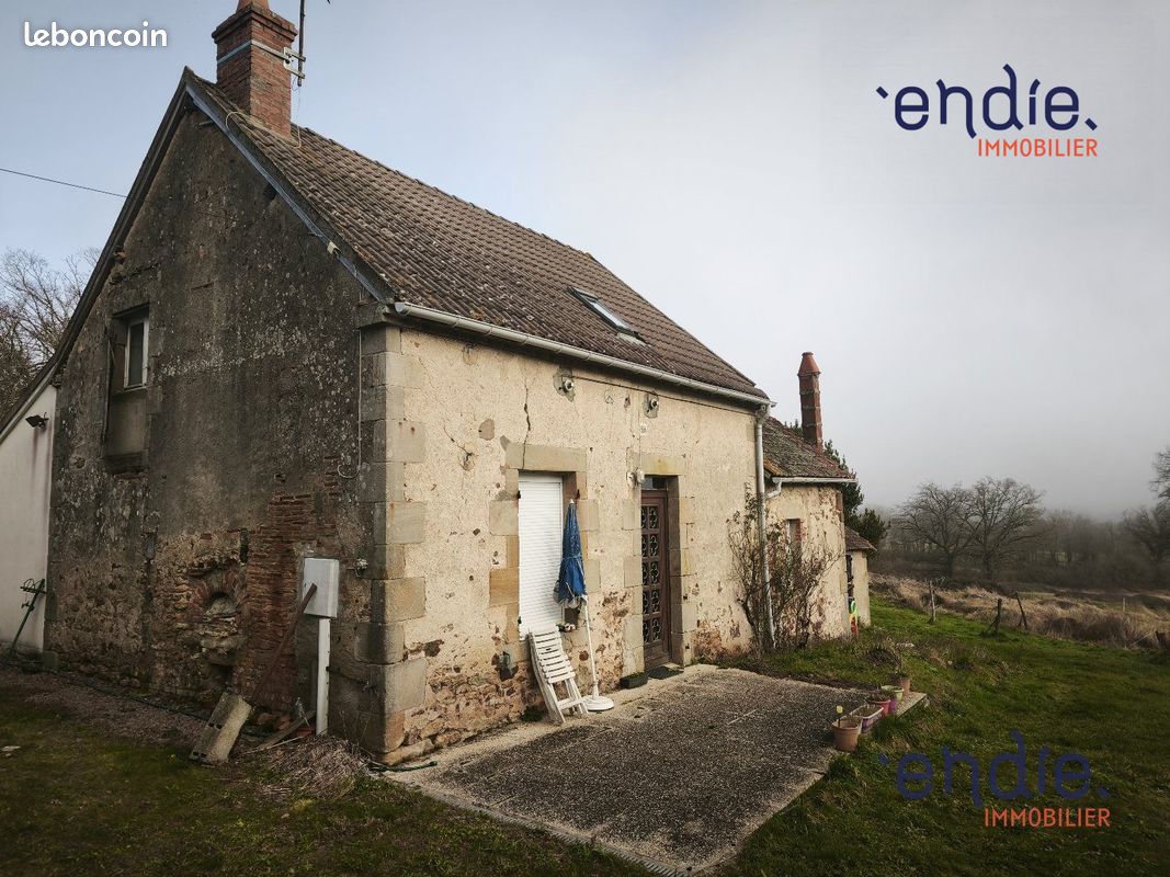 Maison 5 pièces 98 m² · à Theneuille · 98 m² · 71 000 €