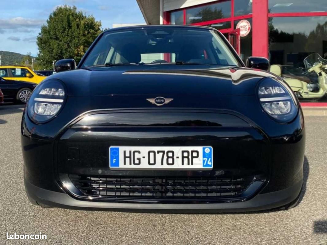 Pinterest Essentials Mini Cooper Electric E 184 Essential 40.7 KWH - Voitures