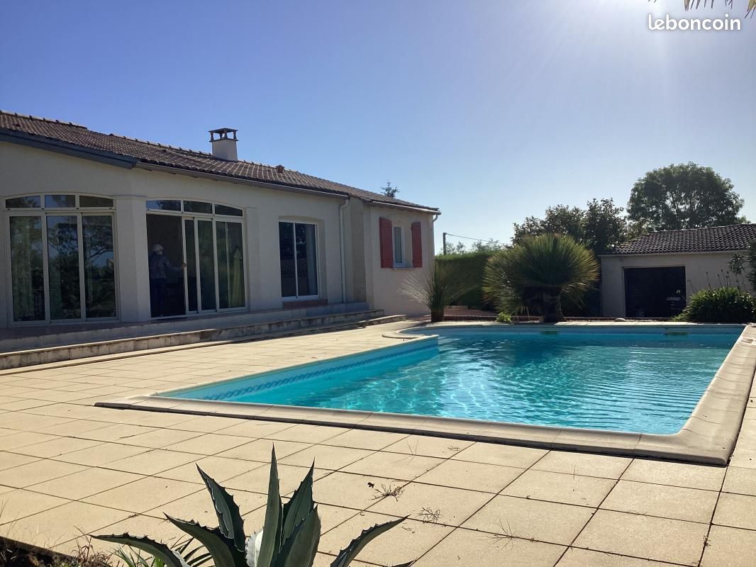 Maison 4 pièces 169 m² · à Saintes · 169 m² · 398 000 €