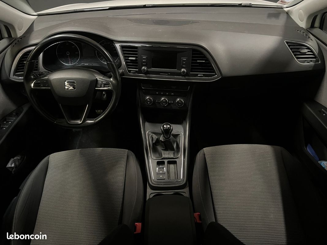 SEAT LEON ST STYLE 1.6 TDI 115 Start/Stop (image 17)