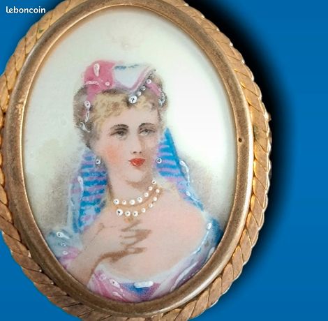 Grande Broche Camée En Porcelaine De Limoges - Peinte à La Main, Vintage 2007, Couleur Argentée - Occasion, Bijou Ancien
