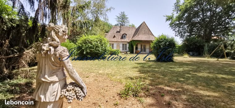 Maison 8 pièces 170 m²