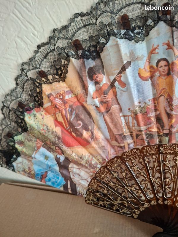 Eventail Vintages Danseurs espagnols (image 2)