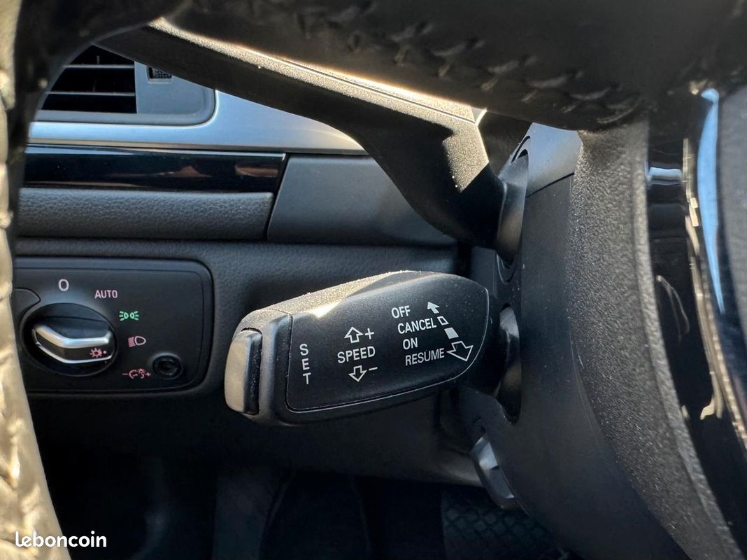 Audi A6 Avant Quattro 3.0 V6 TDI 272 AVUS S Tronic (image 21)