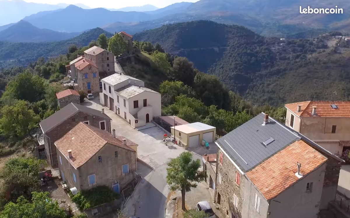 Appartement 3 pièces 60 m² · à Sant'Andréa-Di-Bozio · 60 m² · 400 €/mois
