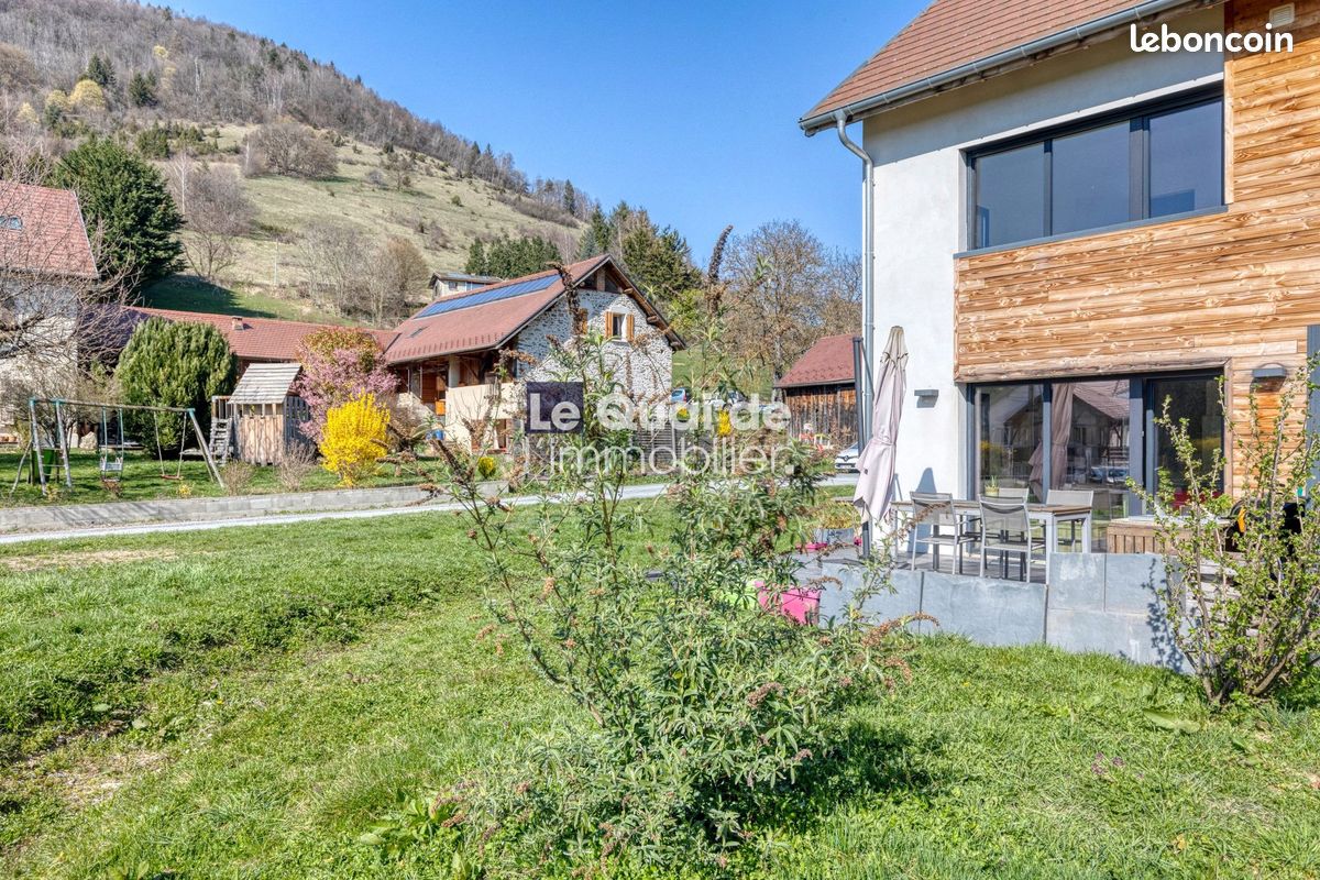 Maison 4 pièces 115 m² · à Saint-Martin-d'Uriage · 115 m² · 425 000 €