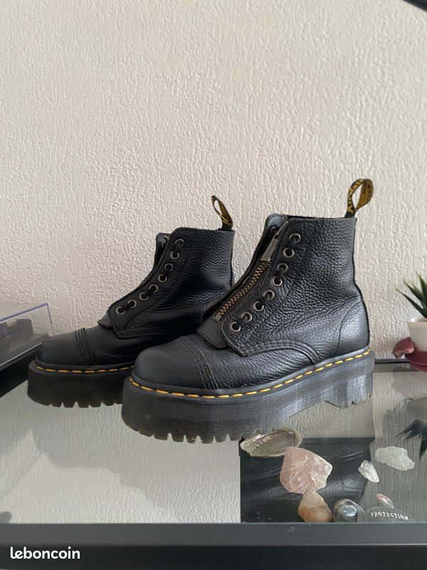 Dr Martens Sinclair (image 1)
