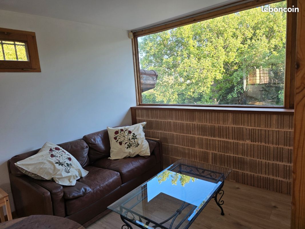 Appartement 2 pièces 45 m² · à Le Tholonet · 45 m² · 950 €/mois