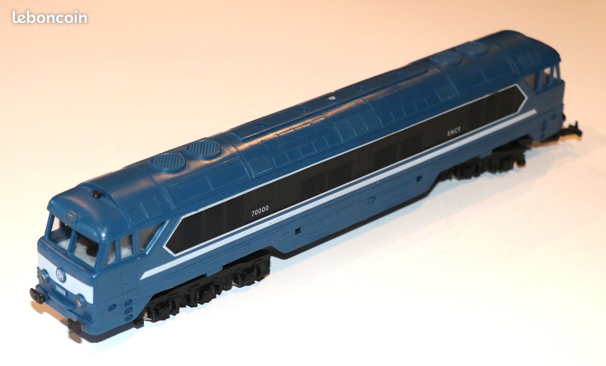 HO MEHANO LOCOMOTIVE Diesel CC 70000 SNCF EUR 30,00 - FR