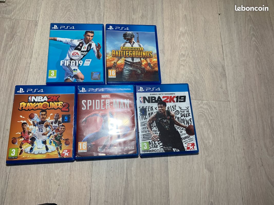 Ps4 console noir (image 3)