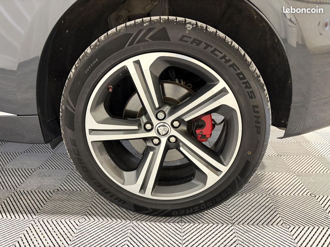 JAGUAR F-PACE 3.0i V6 Suralimenté 380 BVA Stop/Start AWD S (image 20)