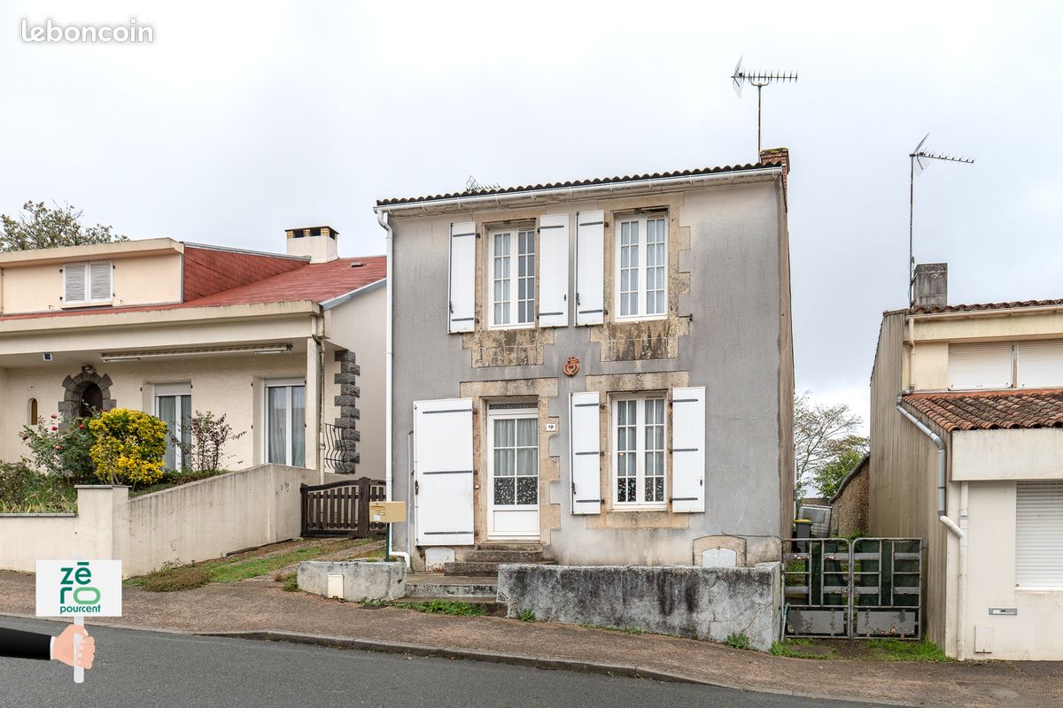 Maison 3 pièces 88 m² · au Champ-Saint-Père · 88 m² · 89 900 €
