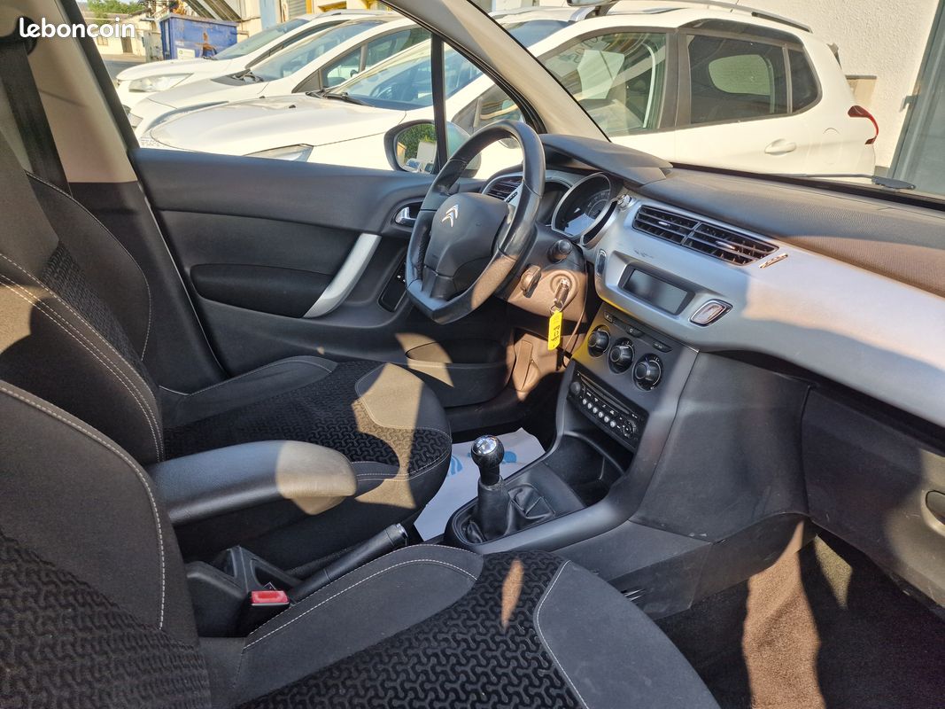 Citroen c3 1.4 hdi 68 confort (image 4)