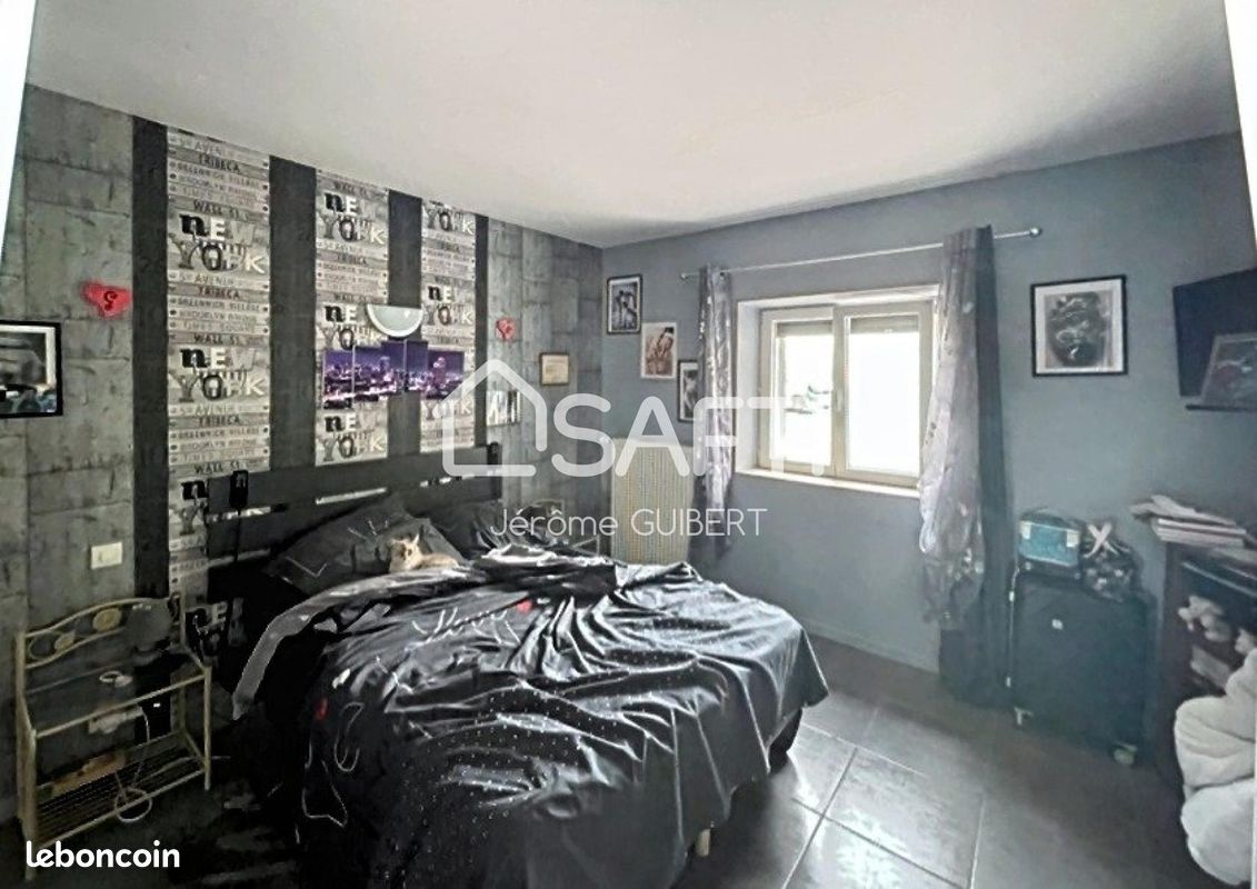 Maison 10 pièces 308 m² - Cirières 79140 (image principale 5)