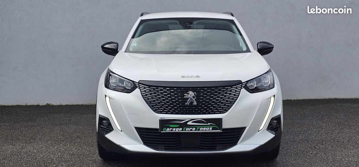 PEUGEOT 2008 BlueHDi 130CH S&S EAT8 Allure (image 2)