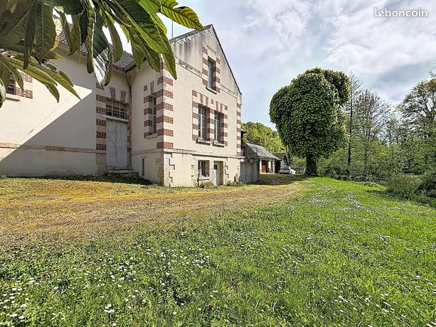 Propriété 7 pièces 163 m²