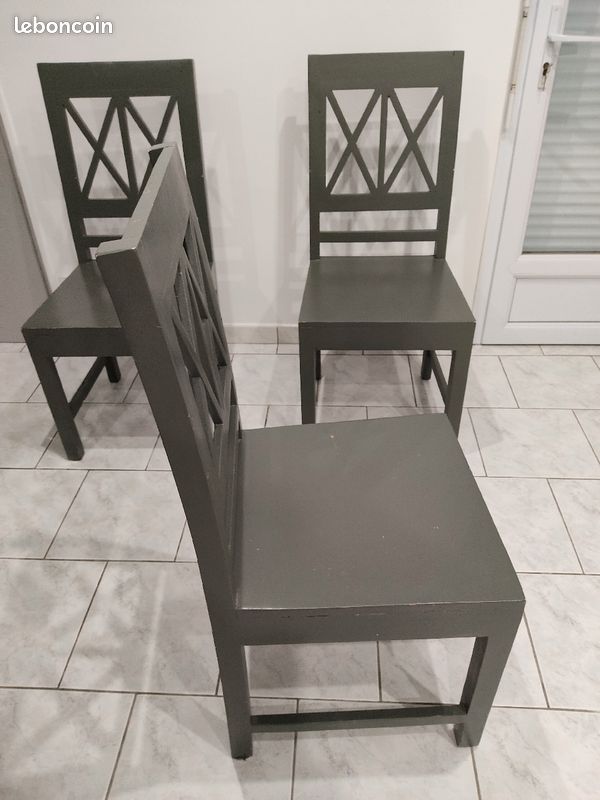 Chaises (image 1)