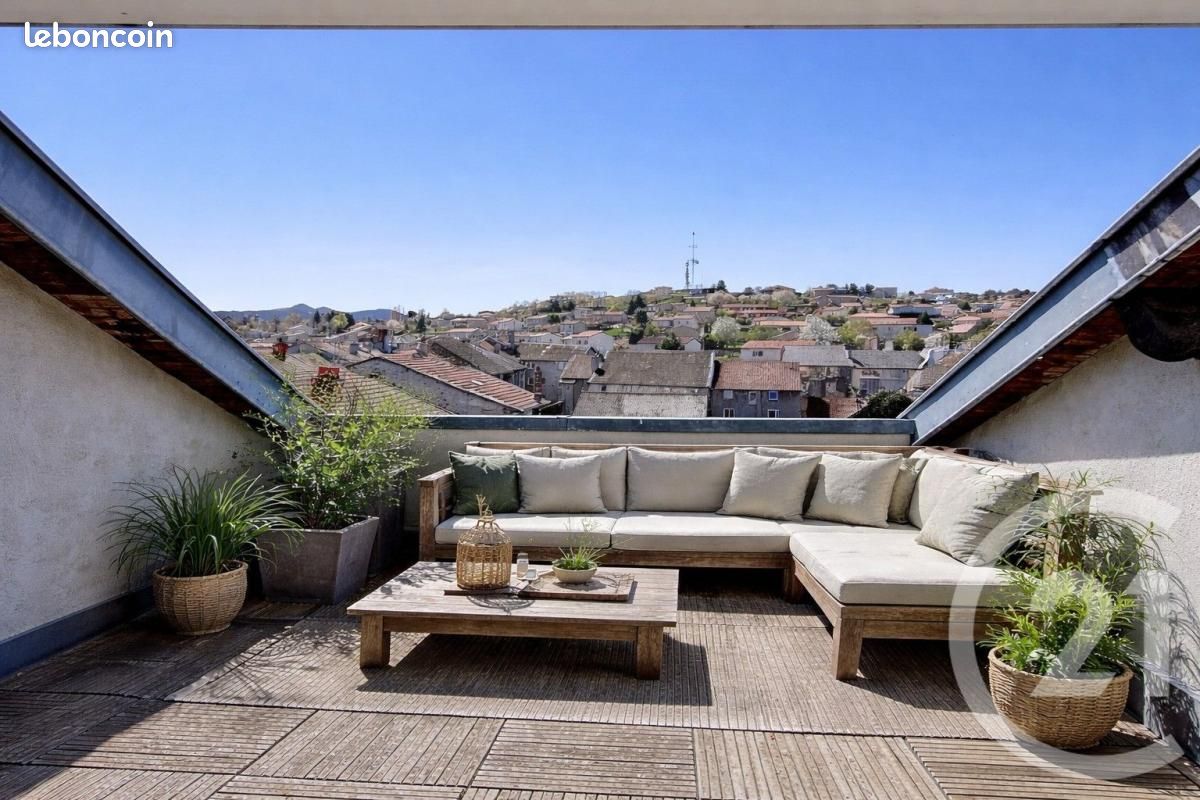 Appartement 6 pièces 126 m² · à Yssingeaux · 126 m² · 179 000 €
