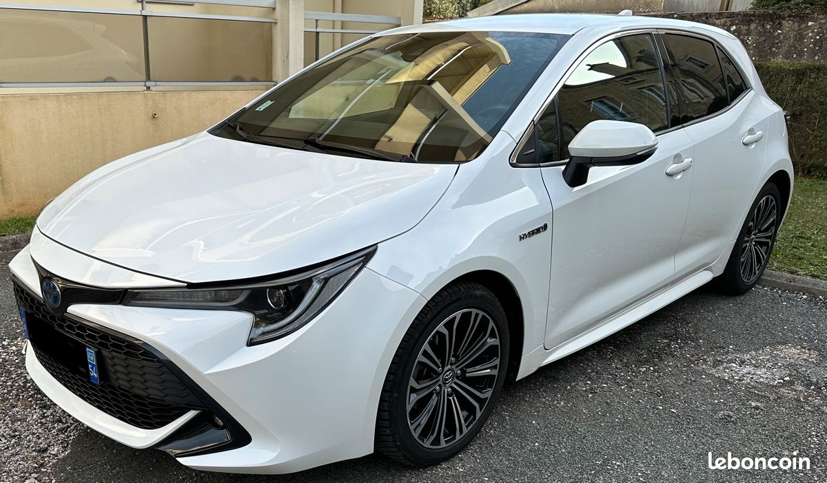Toyota Corolla Hybride Design (image 1)