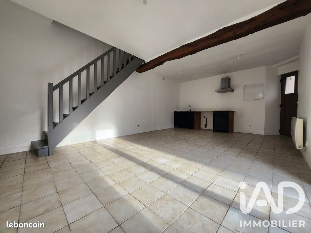 Appartement 3 pièces 56 m² · à Forges-les-Bains · 56 m² · 1 000 €/mois