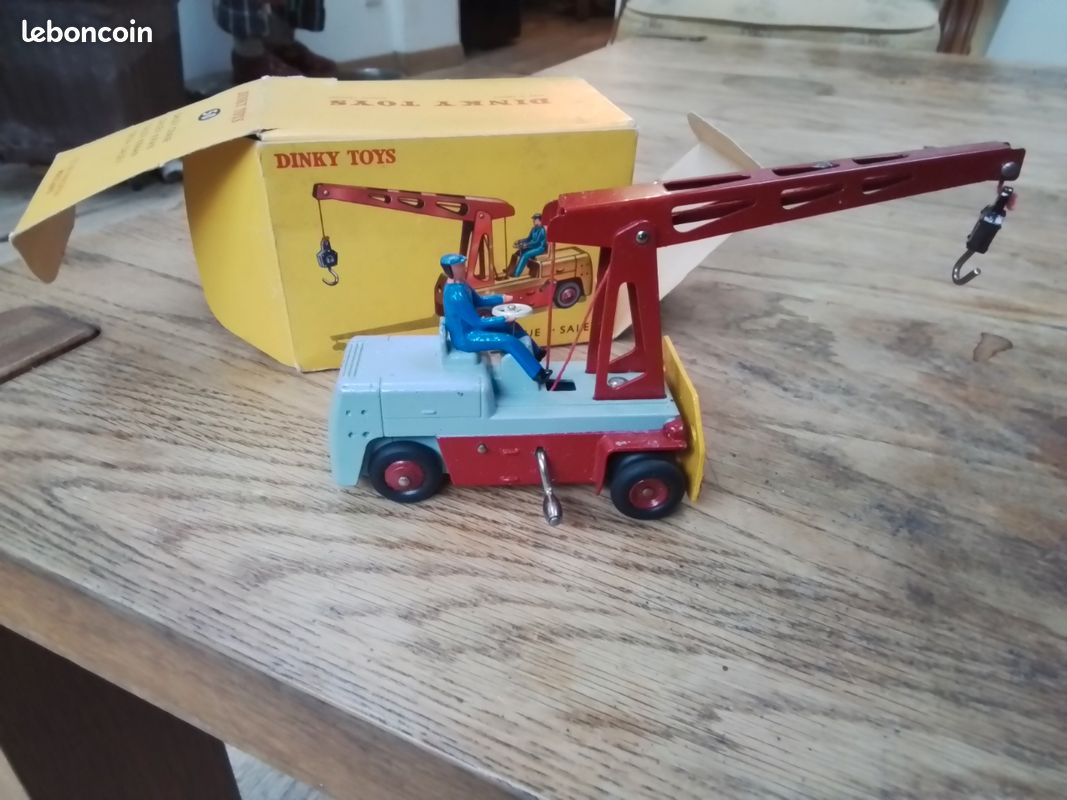 Dinky toys (image 1)