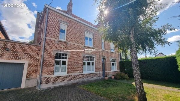Maison 9 pièces 250 m² · à Merville · 250 m² · 360 000 €