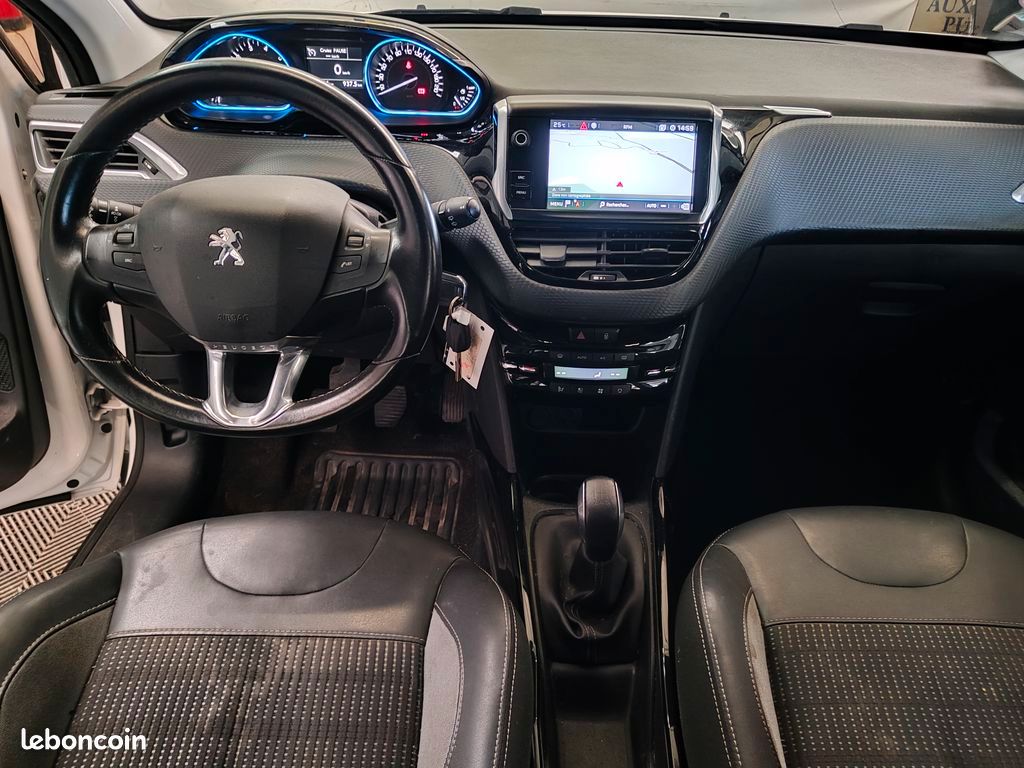 Peugeot 2008 1.2 THP 110 5P (image 3)