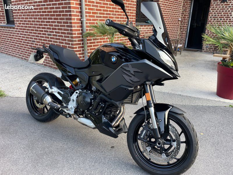 Bmw f900xr triple black (image 9)
