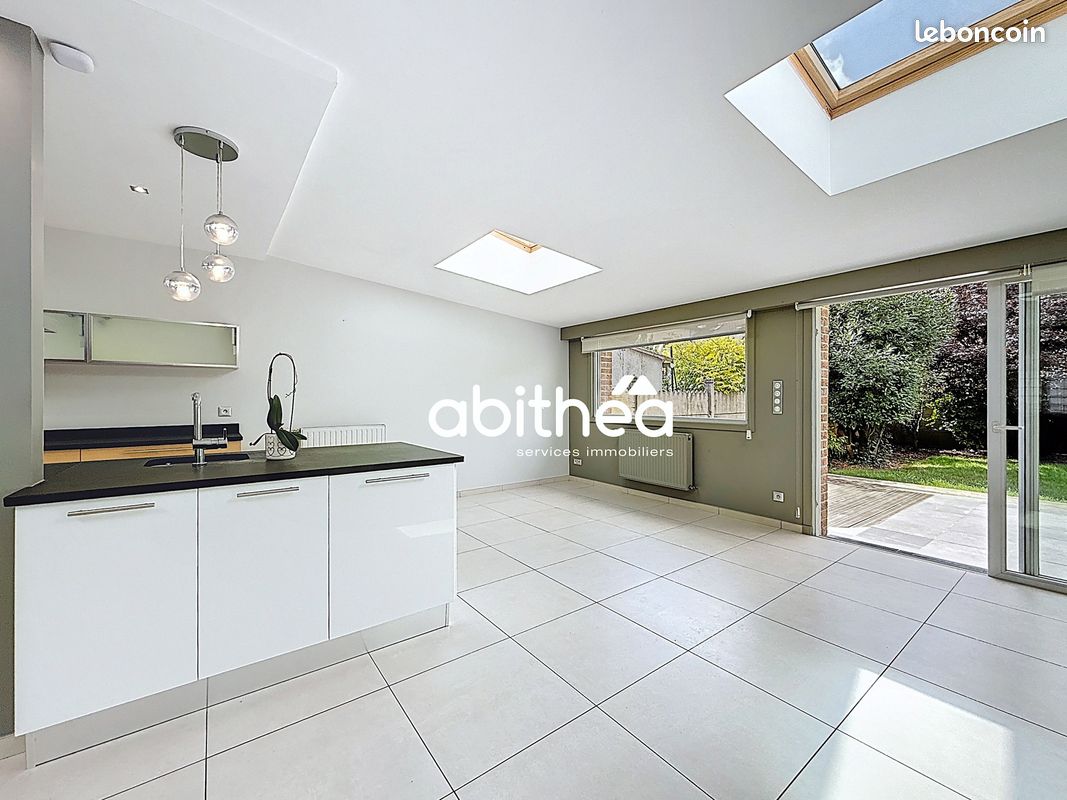 Maison 6 pièces 182 m² · à Lens · 182 m² · 244 900 €
