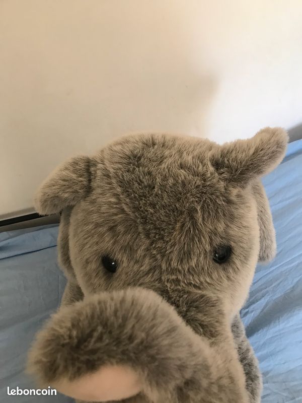 Grande peluche éléphant (image 3)