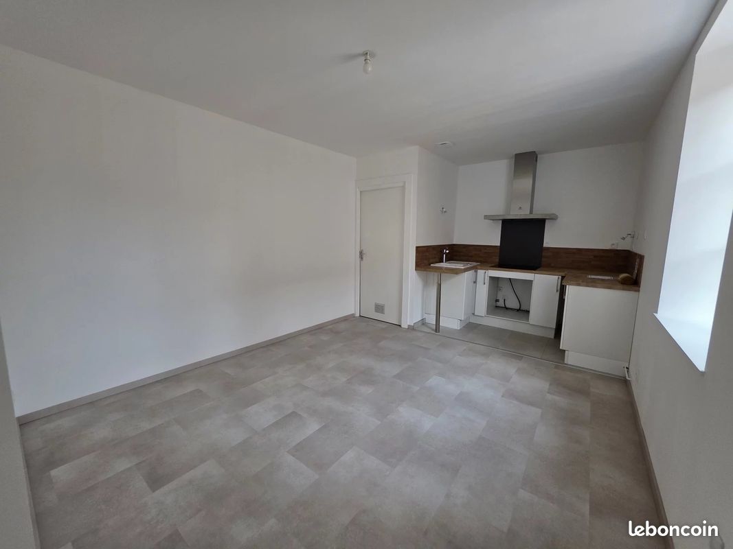 Appartement 3 pièces 63 m² · à Saint-Georges-de-Reneins · 63 m² · 808 €/mois