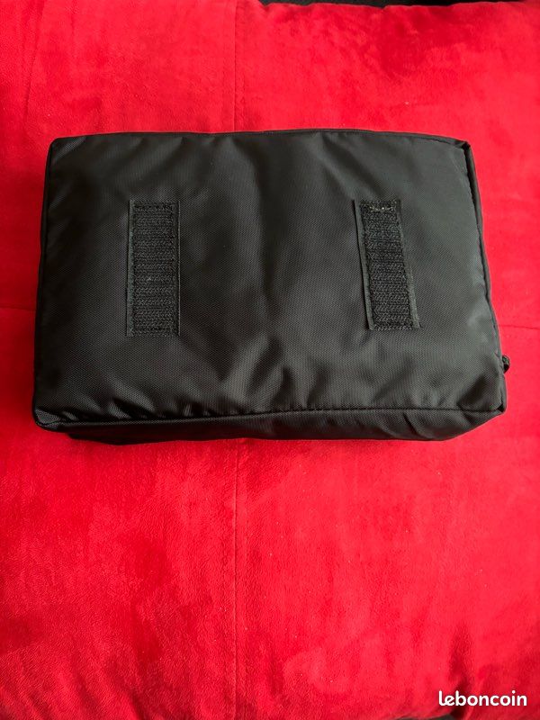 Trousse De Secours Avec Lampe Torche BMW Série 7