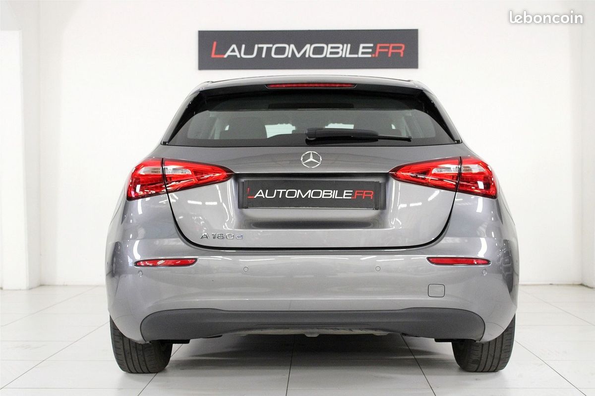 Mercedes CLASSE A IV 180 D BUSINESS LINE (image 9)