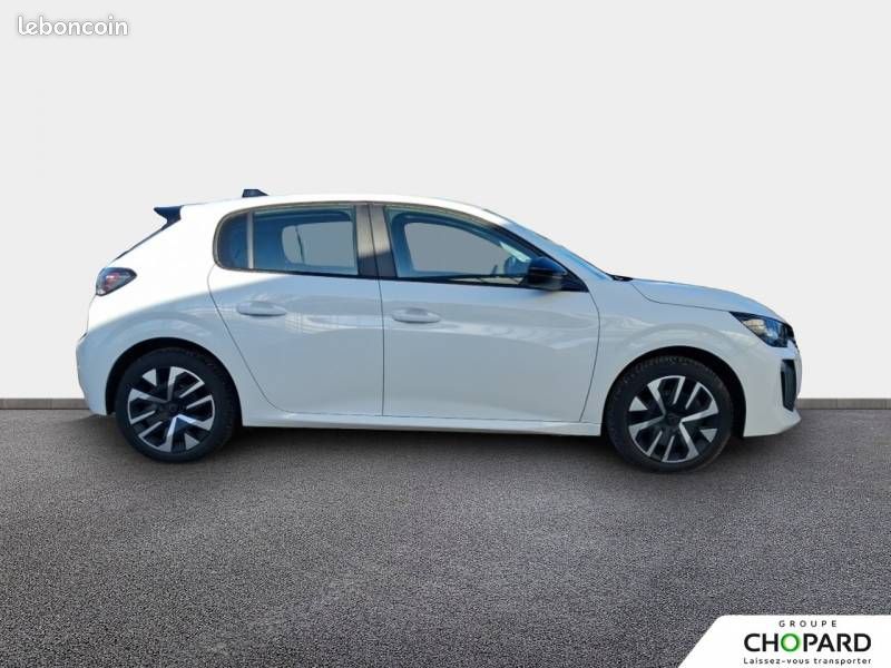 Peugeot 208 Hybrid 100 e-DCS6 Active (image 11)
