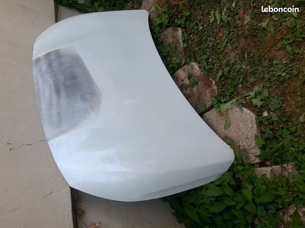 Capot avant Peugeot 208 (image 2)