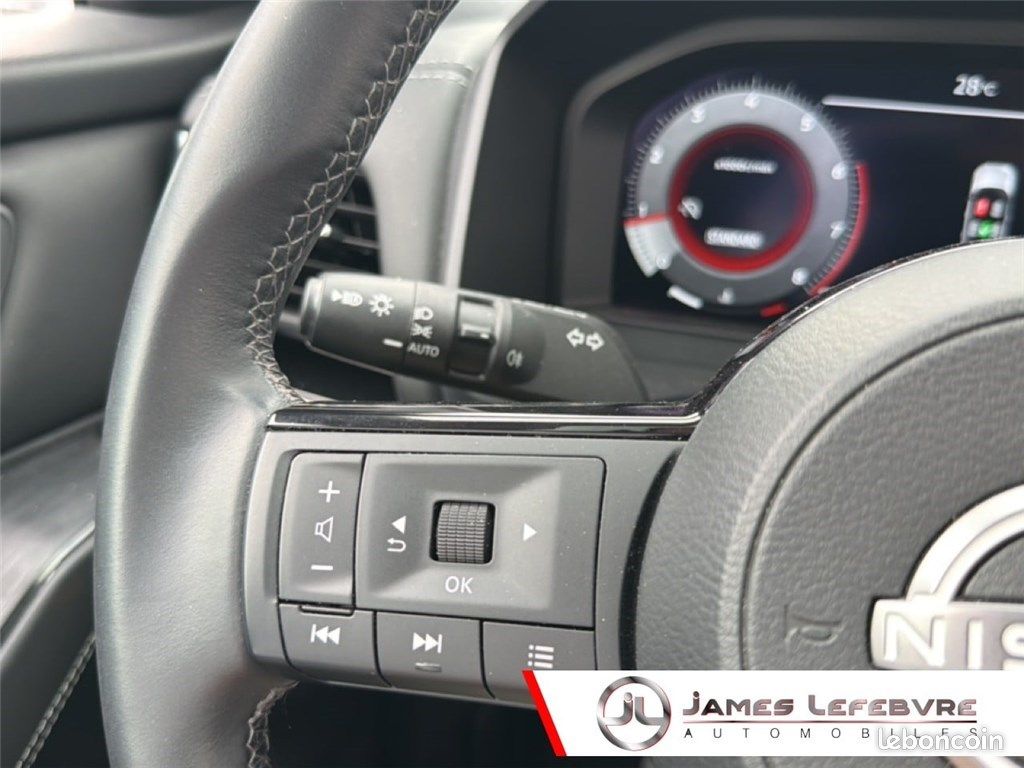 Nissan Qashqai III MILD HYBRID 140 CH N-Connecta (image 17)