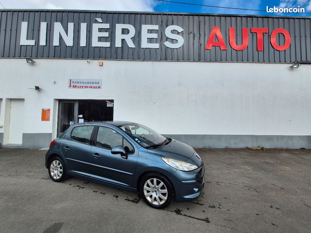 PEUGEOT 207 (5 PORTES) 1.6 HDi 90CV EXECUTIVE PACK (image 2)