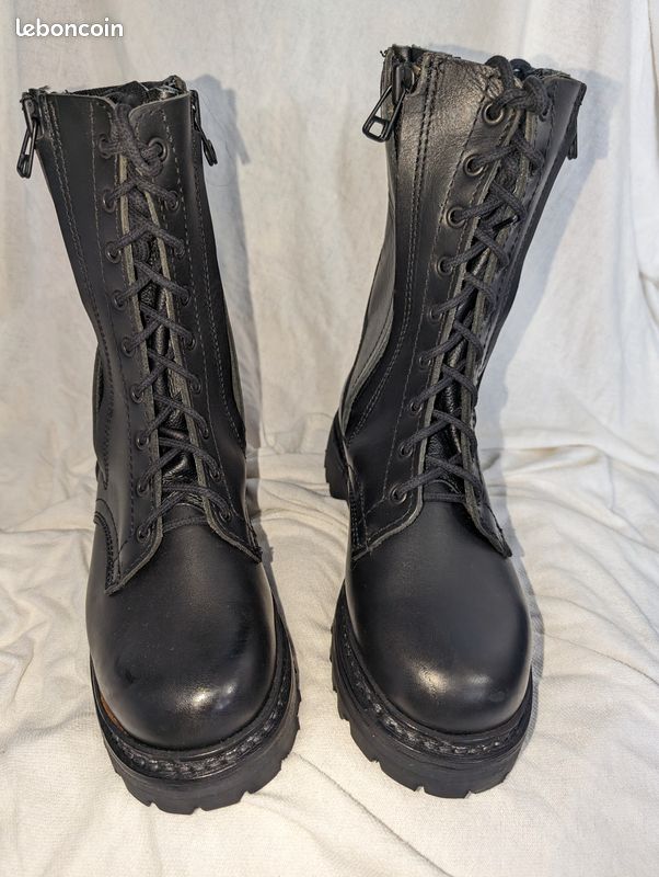 Bottes Vintage Le Ventoux Toile Et Caoutchouc Taille 38 – Occasion Très Bon état