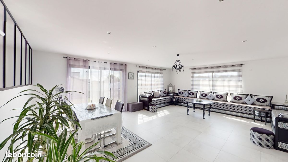 Maison 5 pièces 136 m² · à Mazières-en-Mauges · 136 m² · 1 250 €