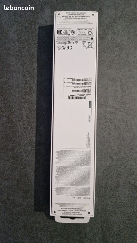 Montre connectée Samsung neuve (image 2)