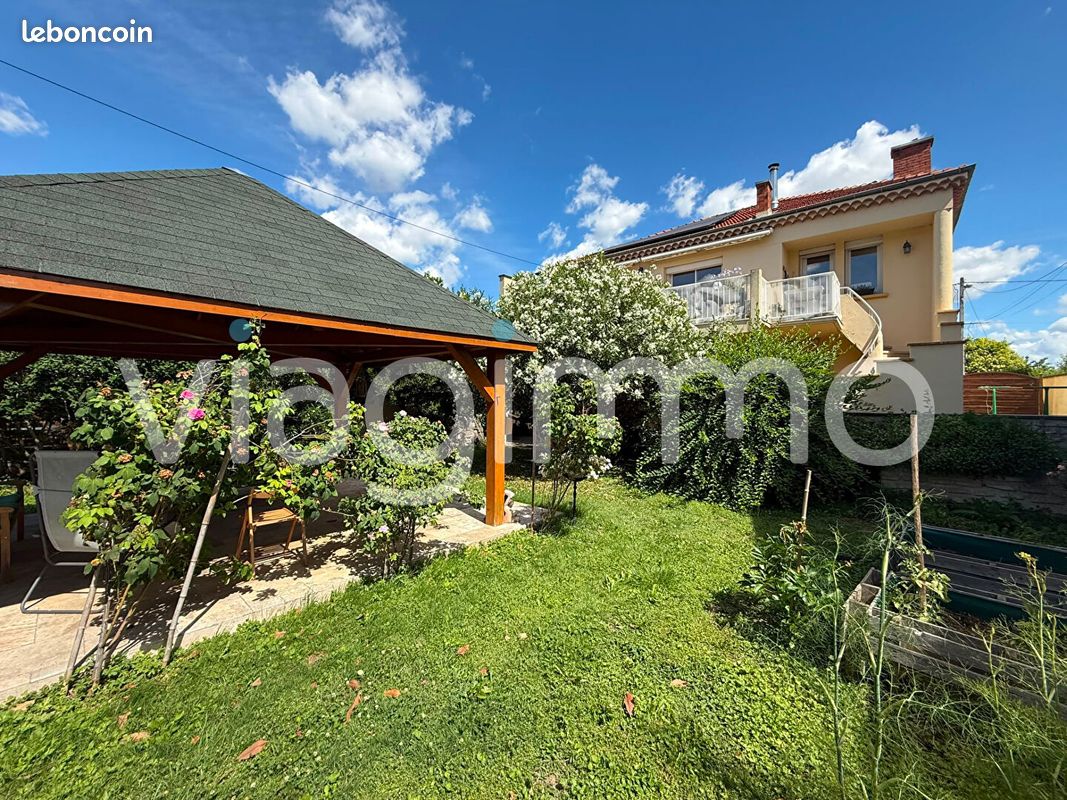 Maison en viager 6 pièces 141 m² (image 1)