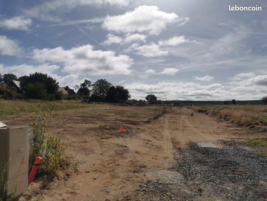 Terrain 779 m² Falaise · 46 701 €