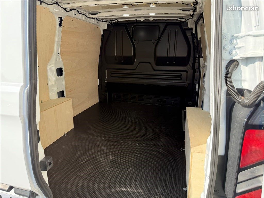 Ford Transit Custom Fourgon II 320 L1H1 2.0 ECOBLUE 136 CH TRAIL (image 5)