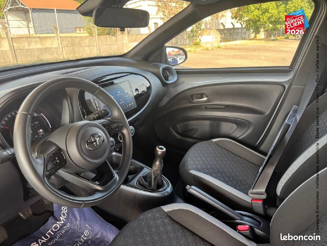 Toyota Aygo X 1.0 VVT-i 72ch Design MY24 (image 15)