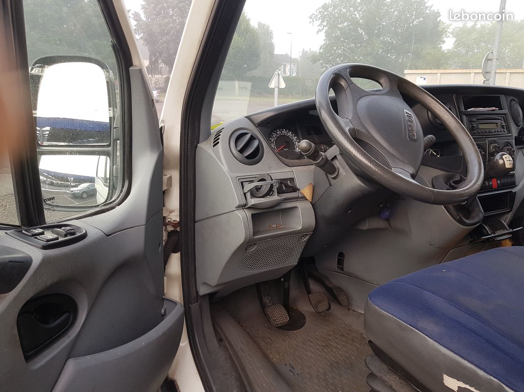 Iveco daily 35c15 (image 2)